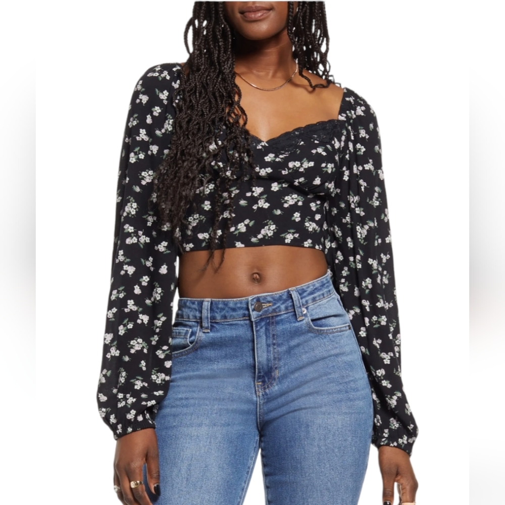 Lace Trim Long Sleeve Crop Top Sz M